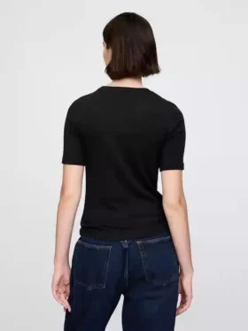 Modern T-shirt med rund hals