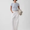 Modern T-shirt med rund hals