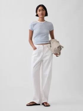 Modern T-shirt med rund hals