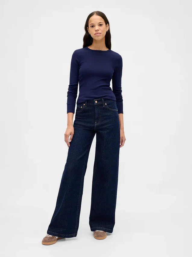 Modern T-shirt med rund hals