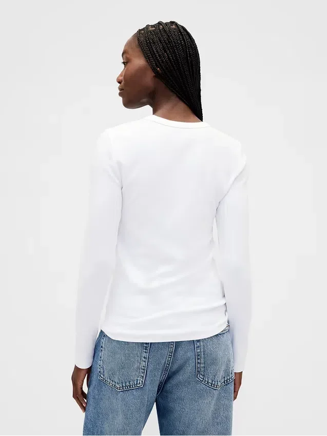 Modern T-shirt med rund hals