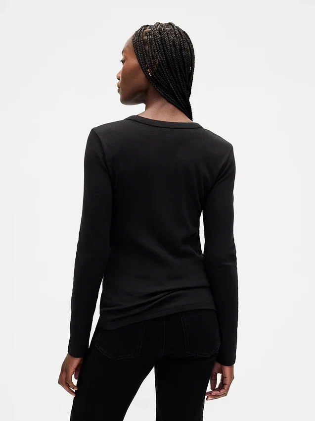 Modern T-shirt med rund hals