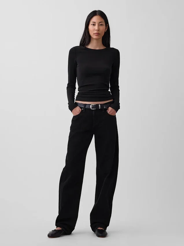 Modern T-shirt med rund hals