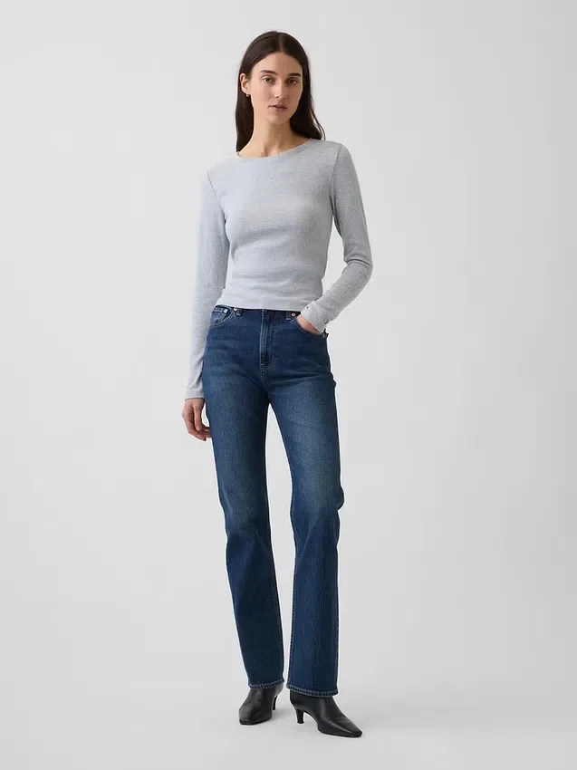 Modern T-shirt med rund hals