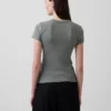 Modern T-shirt med rund hals
