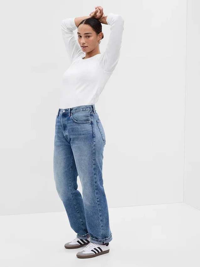 Modern T-shirt med rund hals