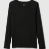 Modern T-shirt med rund hals