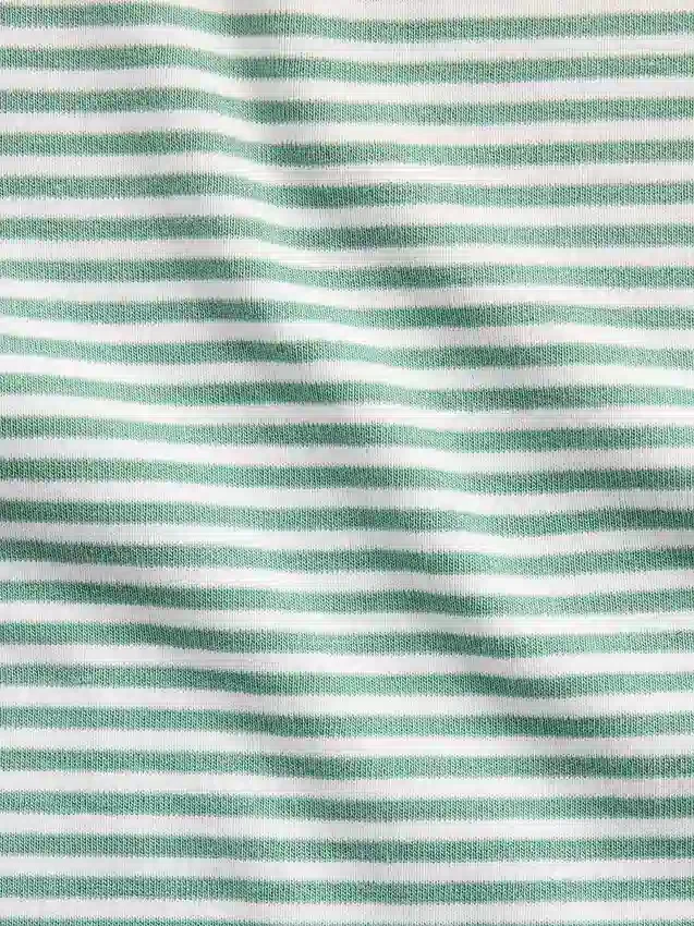 Modern T-shirt med rund hals