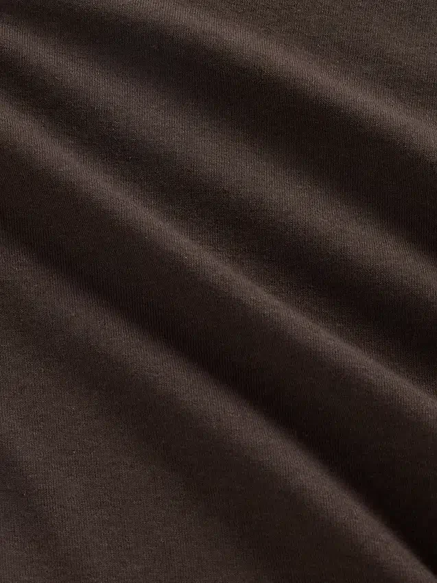 Modern T-shirt med rund hals