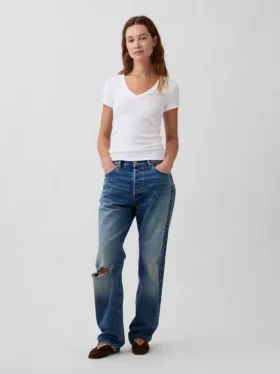 Modern T-shirt med V-ringning
