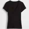 Modern T-shirt med V-ringning