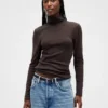 Modern turtleneck