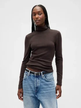 Modern turtleneck