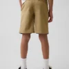 Moderna uniformshorts i khaki för barn