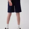 Moderna uniformshorts i khaki för barn
