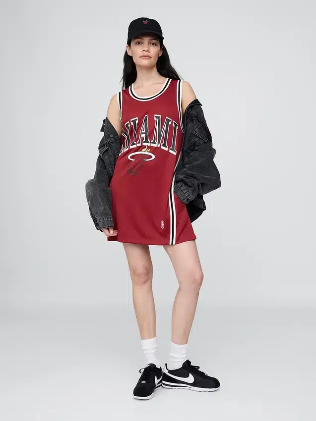 NBA Miami Heat miniklänning i återvunnen jersey