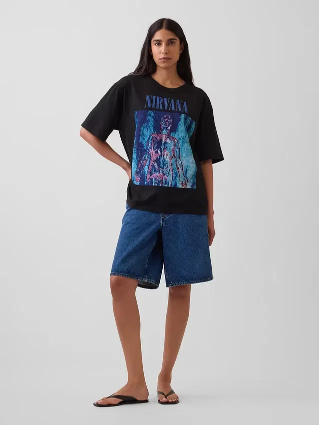 Nirvana T-shirt i tjockt tyg med kort passform och tryck