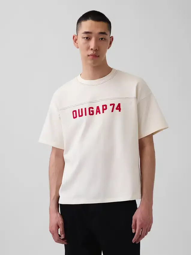 Ouigap T-shirt i tjockt tyg med kort passform och logotyp