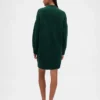 Oversized miniklänning i tröjstil med hög hals