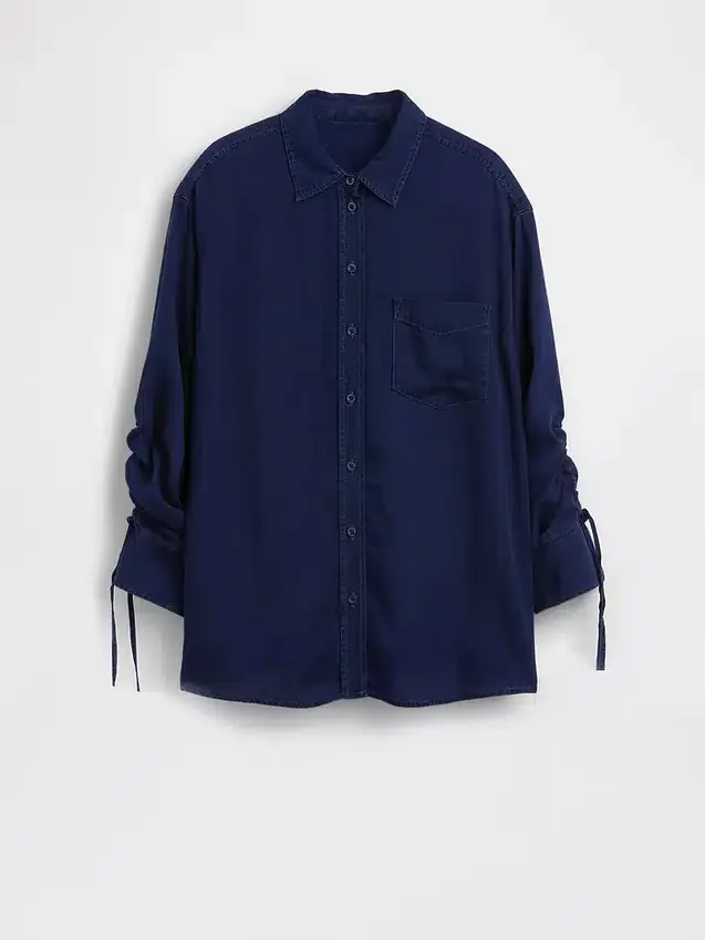 Oversized skjorta i denim med rynkade ärmar