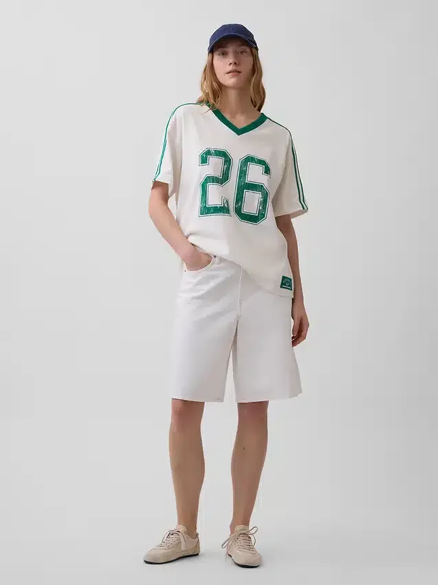 Oversized T-shirt med Varsity-logotyp
