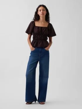 Peplum-top med fyrkantig halsringning
