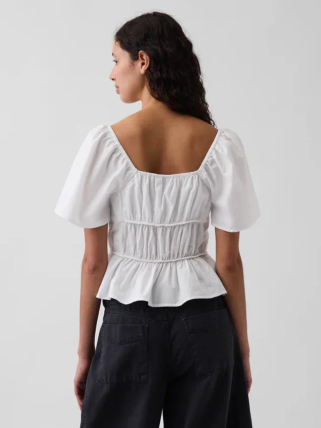 Peplum-top med fyrkantig halsringning