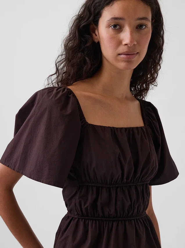 Peplum-top med fyrkantig halsringning