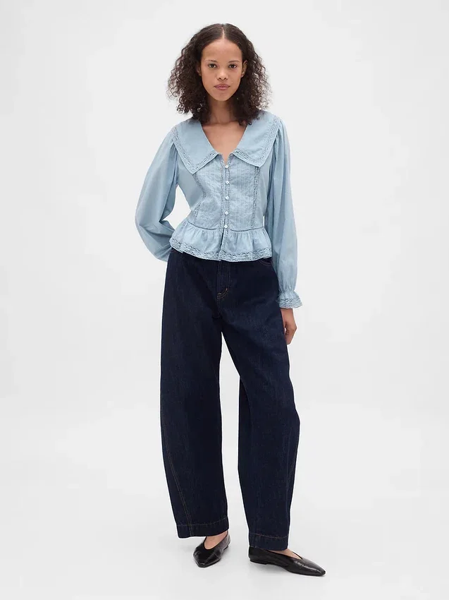 Peplum-top med krage och V-ringning