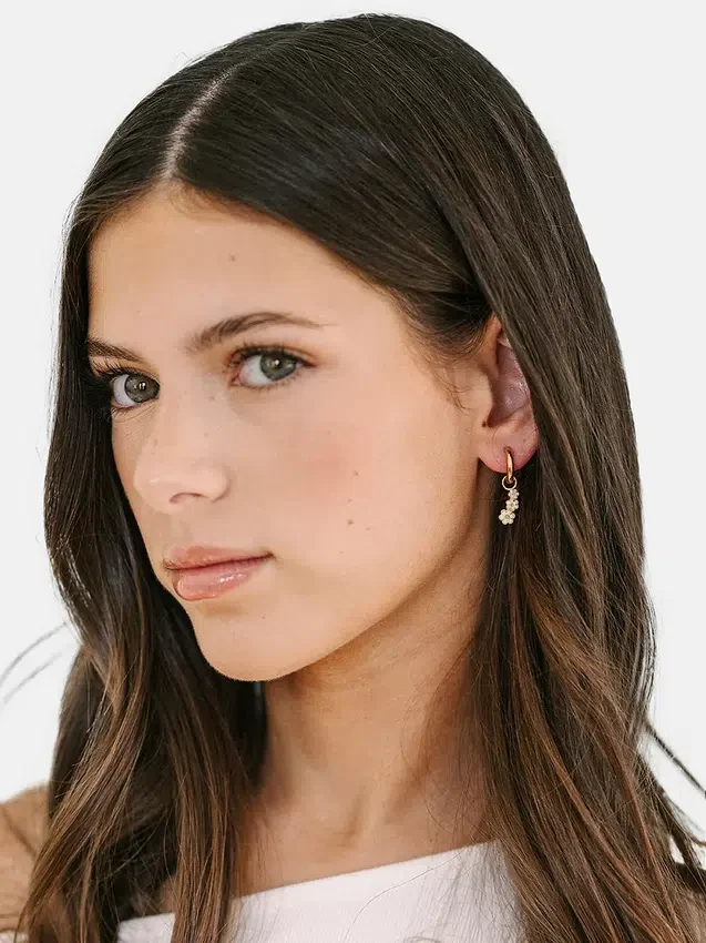 Pierced Co Daisy Crawler-berlock för huggie-örhängen