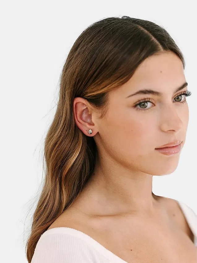Pierced Co födelsedagsfestörhängen med skruvfäste