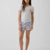 Pyjamas-set för barn i återvunnen ribbstickad tröja och shorts
