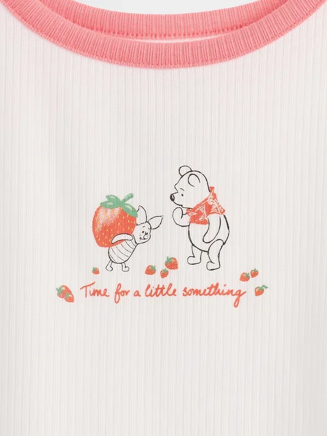 Pyjamas-set för barn med Winnie the Pooh i återvunnen ribbstickning i Shorts