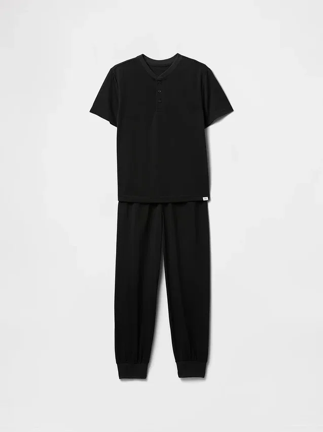 Pyjamas-set med joggingsbyxor i återvunnet material för barn