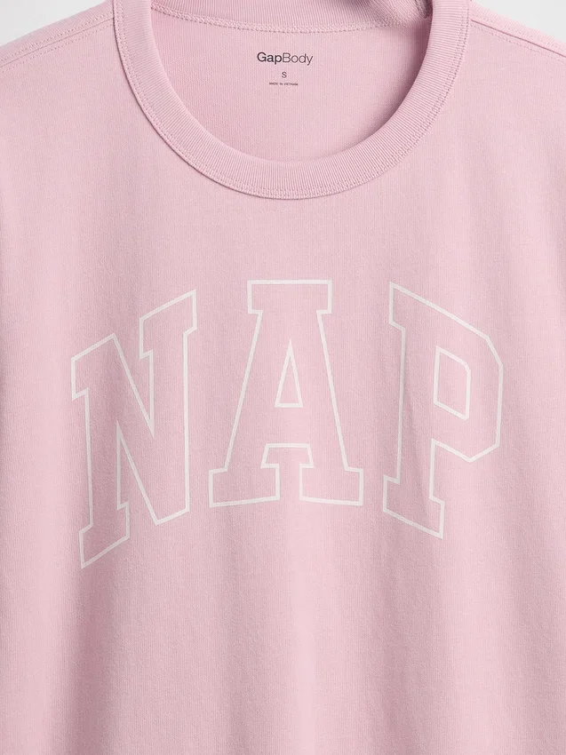 Pyjamas-T-shirt i oversized-modell med Nap-logotyp