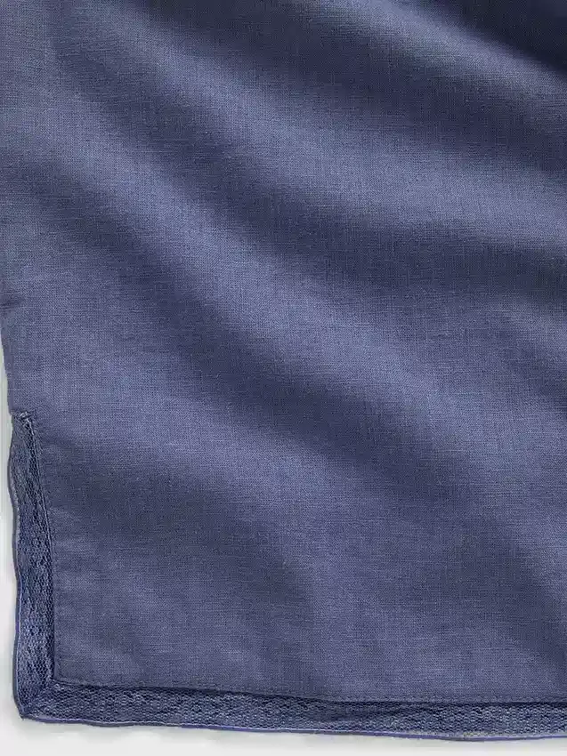 Pyjamasbyxor i linneblandning med spetskant