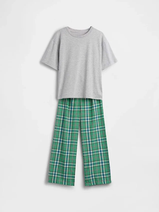 Pyjamaset för barn i återvunnet material