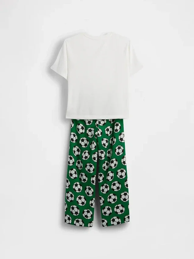 Pyjamaset för barn i återvunnet material