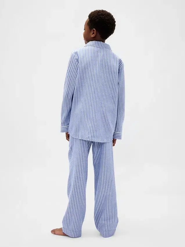 Pyjamaset i återvunnen flanell för barn