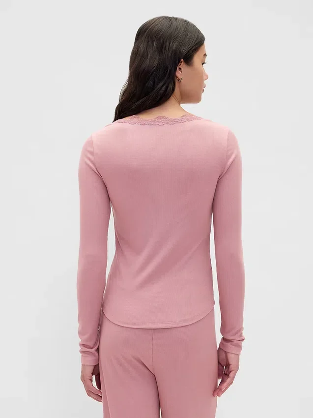 Pyjamasöverdel med mini-ribb och spetskant