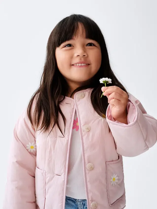 Quiltad jacka med blommig brodyr för Baby & Småbarn