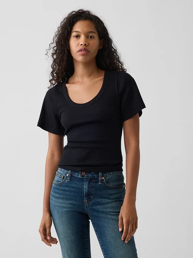 Ribbad T-shirt med rund hals