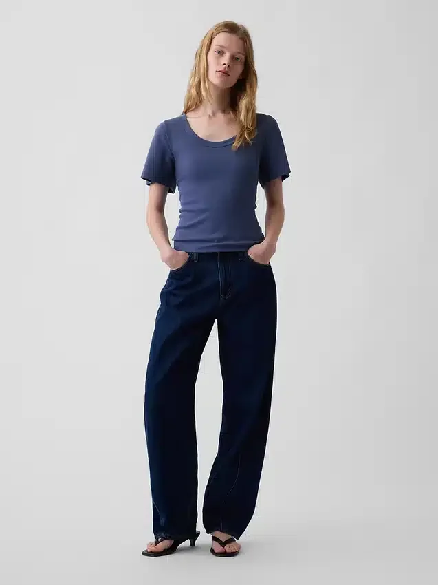 Ribbad T-shirt med rund hals
