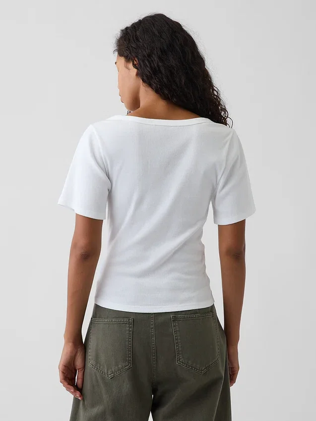 Ribbad T-shirt med rund hals