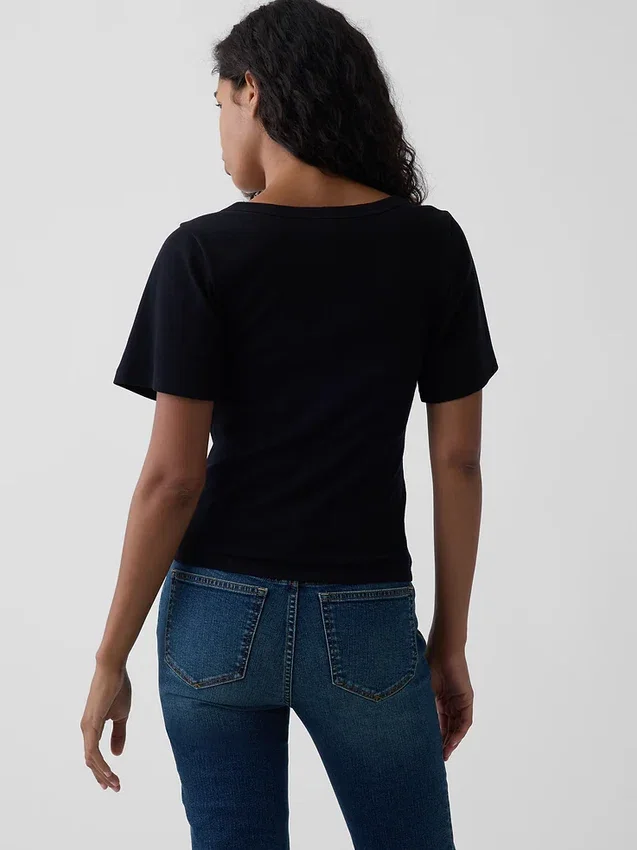 Ribbad T-shirt med rund hals