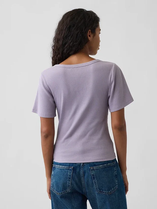 Ribbad T-shirt med rund hals