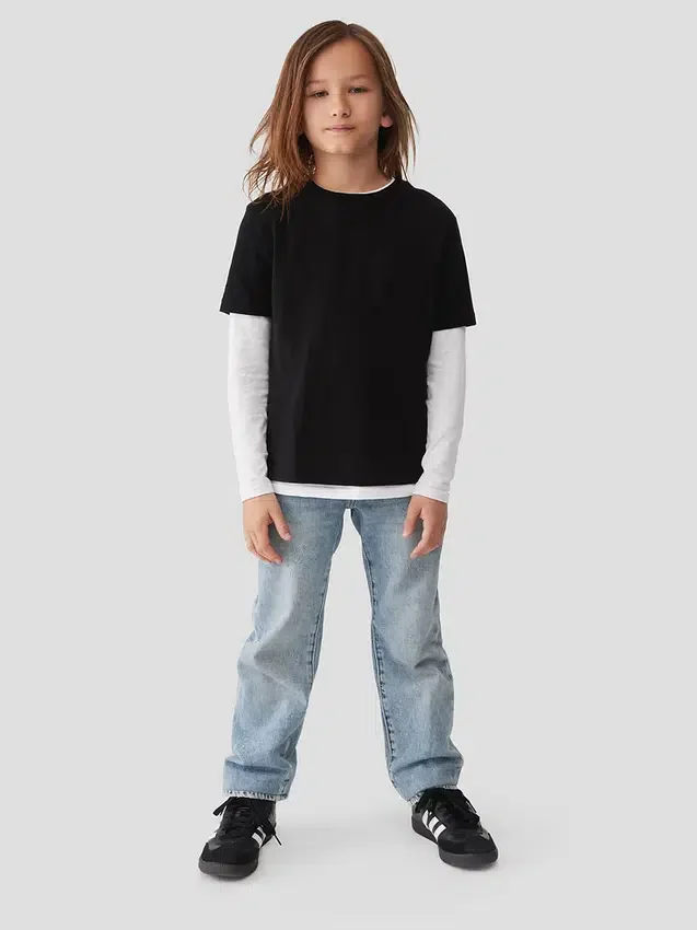 Rättade jeans för barn
