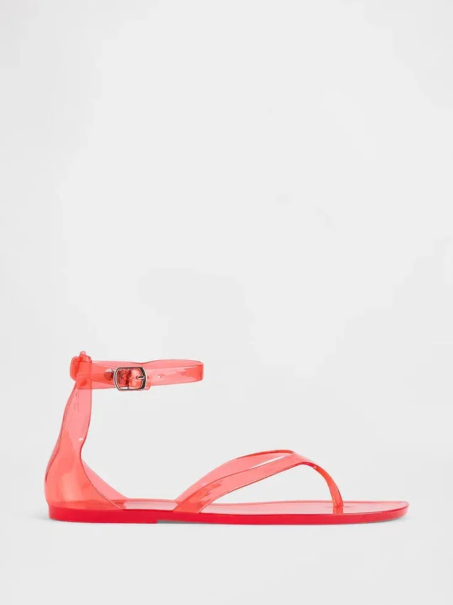 Sandaler med remmar i gelé