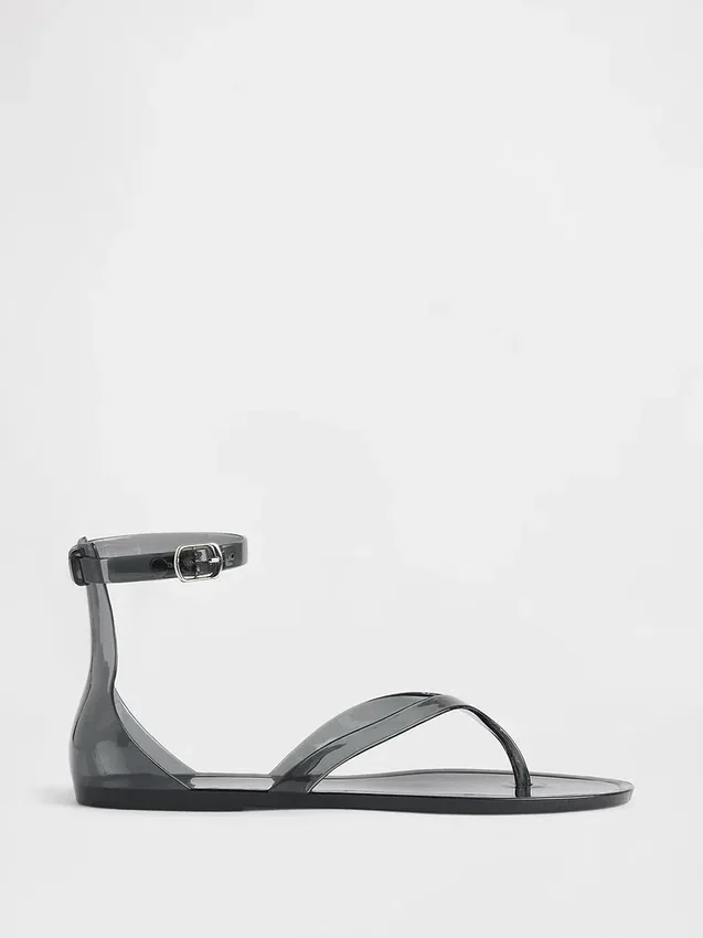 Sandaler med remmar i gelé