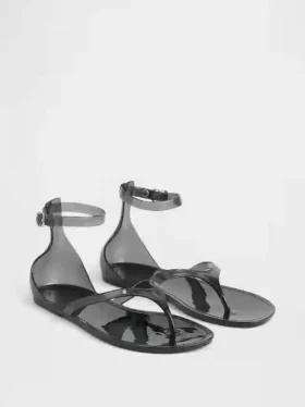 Sandaler med remmar i gelé